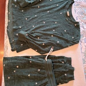 Hunter Green velour lounge set